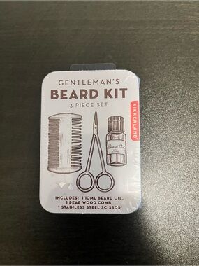 NWT Kikkerland Gentleman's Beard Kit Sealed kit